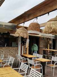 Atmosphère du Restaurant Derrière le Clocher - Club de Plage à Collioure - n°3