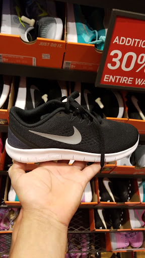 Clothing Store «Nike Factory Store», reviews and photos, 917 Lighthouse Pl, Michigan City, IN 46360, USA