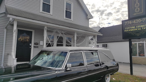 Tattoo and Piercing Shop «Miraculous Creations», reviews and photos, 387 Park Ave, Worcester, MA 01610, USA