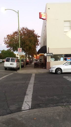 Tobacco Shop «Stogies Cigar Lounge», reviews and photos, 230 W Pine St, Lodi, CA 95240, USA