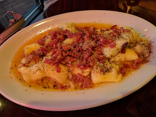 Gastropub «Tuscan Market & Wine Shop», reviews and photos, 141 W Wing St, Arlington Heights, IL 60005, USA