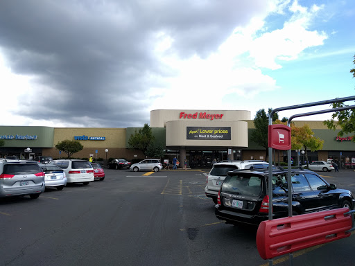 Grocery Store «Fred Meyer», reviews and photos, 11425 SW Beaverton Hillsdale Hwy, Beaverton, OR 97005, USA