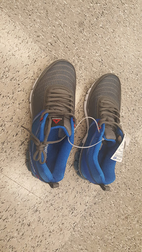 Clothing Store «Ross Dress for Less», reviews and photos, 3300 S Glenstone Ave, Springfield, MO 65804, USA