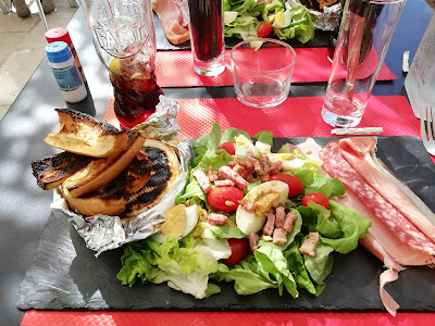 Bar restaurant et pizzeria le glacier à Martigues