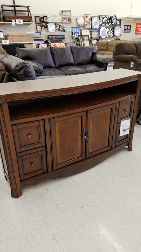 Discount Store «Big Lots», reviews and photos, 400 W Rollins Rd, Round Lake Beach, IL 60073, USA