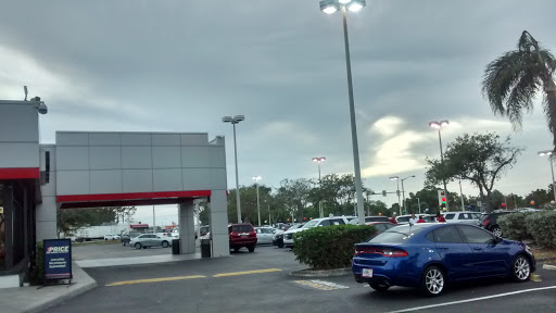 Toyota Dealer «AutoNation Toyota Fort Myers Used Sales», reviews and photos, 4565 Fowler St, Fort Myers, FL 33907, USA