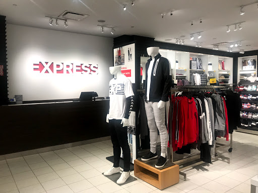 Clothing Store «Express», reviews and photos, 401 NE Northgate Way, Seattle, WA 98125, USA