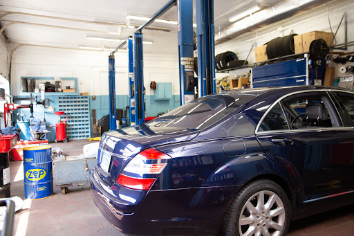 Auto Repair Shop «Bristol Auto Center LLC», reviews and photos, 178 Terryville Ave, Bristol, CT 06010, USA