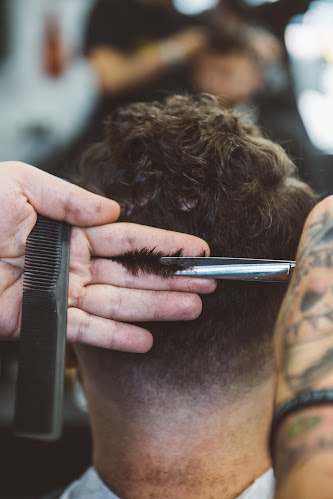 Comentarii opinii despre The Old Man's Comb