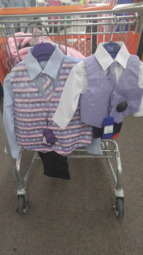 Shopping Mall «Great Western Shopping Center», reviews and photos, 240 N Wilson Rd, Columbus, OH 43204, USA