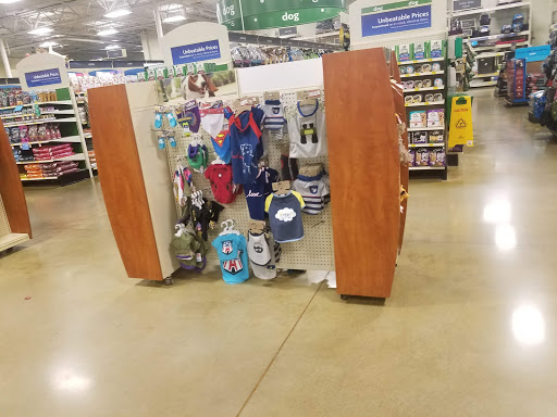 Pet Supply Store «PetSmart», reviews and photos, 17677 Haggerty Rd, Northville, MI 48168, USA