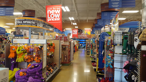 Pet Supply Store «PetSmart», reviews and photos, 181 Wilson Ave, Hanover, PA 17331, USA