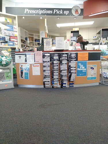 Comments and reviews of Kensington Pharmacy