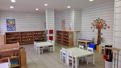 The Little English Montessori School-Ecole maternelle Montessori Anglophone Paris-English Montessori preschool in Paris