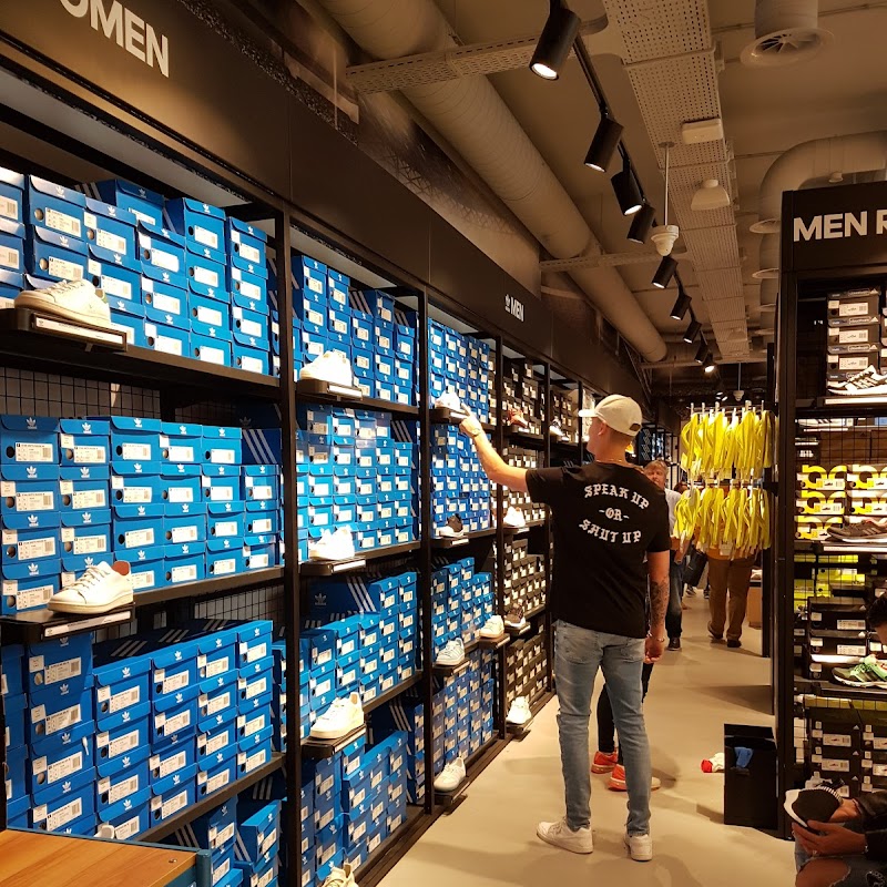 Adidas Outlet Store Lelystad