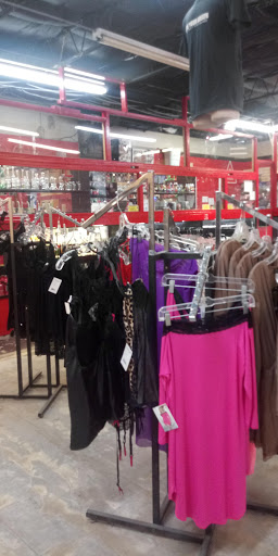 Tobacco Shop «Houston 420 Smoke Shop», reviews and photos, 4121 North Fwy, Houston, TX 77022, USA