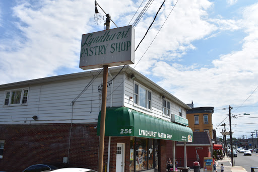 Pastry Shop «Lyndhurst Pastry Shop», reviews and photos, 256 Ridge Rd, Lyndhurst, NJ 07071, USA