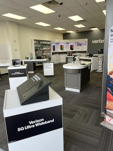 Cell Phone Store «Lynbrook Verizon Wireless», reviews and photos, 677 Sunrise Hwy, Lynbrook, NY 11563, USA