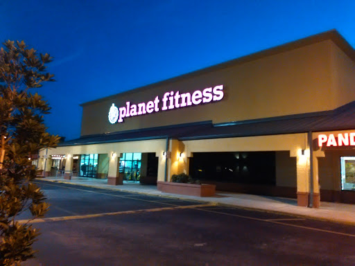 Gym «Planet Fitness - North Lakeland, FL», reviews and photos, 6208 US Hwy 98 N, Lakeland, FL 33809, USA