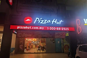 Pizza Hut Delivery Bandar Saujana Putra image