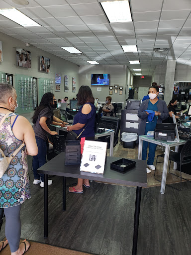 Optometrist «Optical Outlets», reviews and photos, 723 3rd St SW, Winter Haven, FL 33880, USA