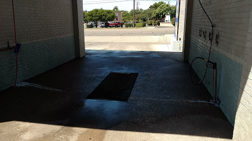 Car Wash «Precision Car Wash», reviews and photos, 2020 S Austin Ave, Georgetown, TX 78626, USA