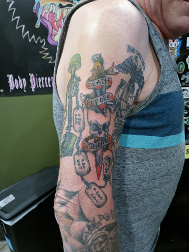 Tattoo Shop «Mutiny Tattoo and Piercing», reviews and photos, 5609 Chicago Ave, Minneapolis, MN 55417, USA