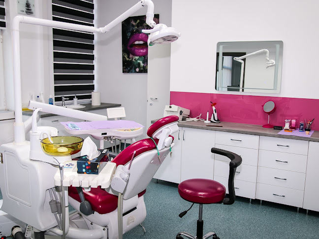 Clinica iDentist Dr. Marcu - Dentist