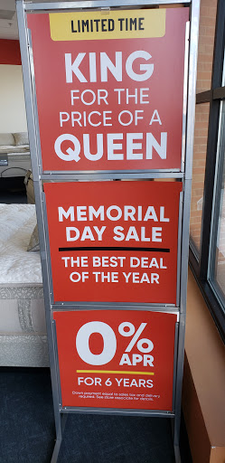 Mattress Store «Mattress Firm Highlands Ranch Westridge», reviews and photos, 9305 Dorchester St Suite 102, Highlands Ranch, CO 80129, USA