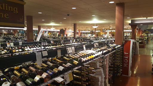 Liquor Store «Table and Vine», reviews and photos, 1119 Riverdale St, West Springfield, MA 01089, USA