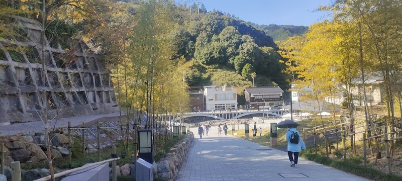 長門湯本温泉 竹林の階段