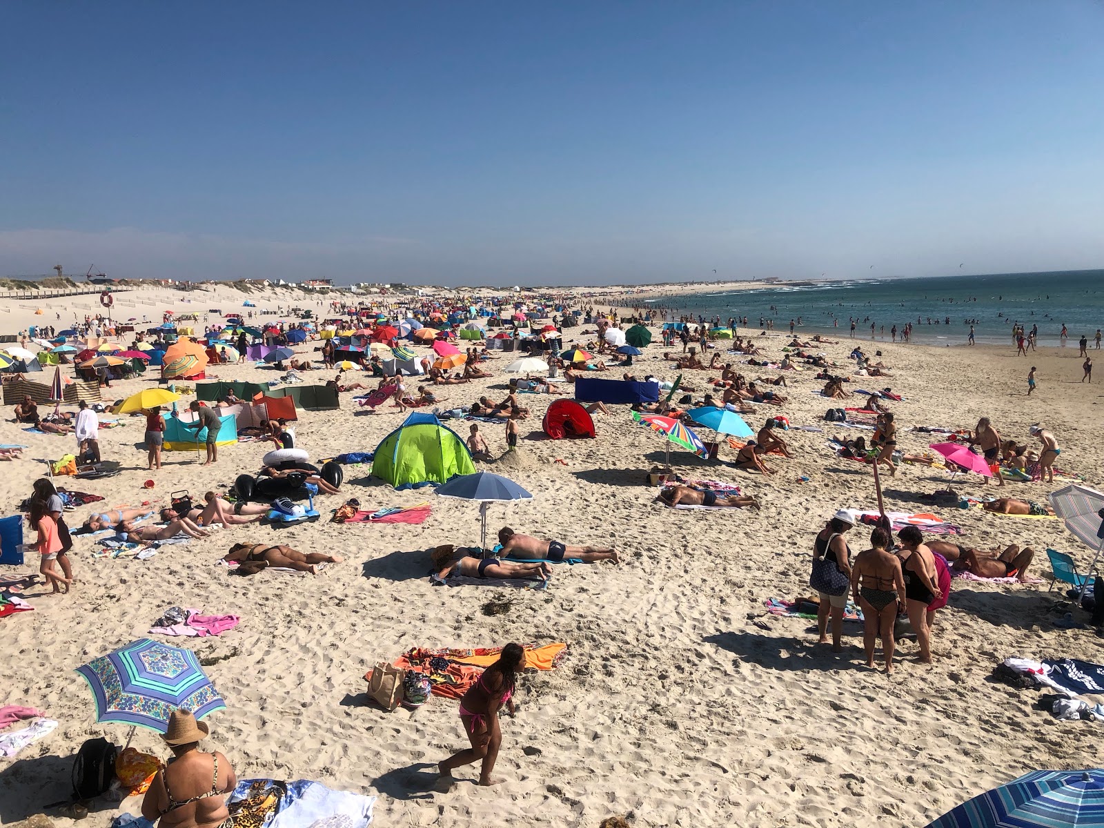 Photo of Praia da Barra and the settlement