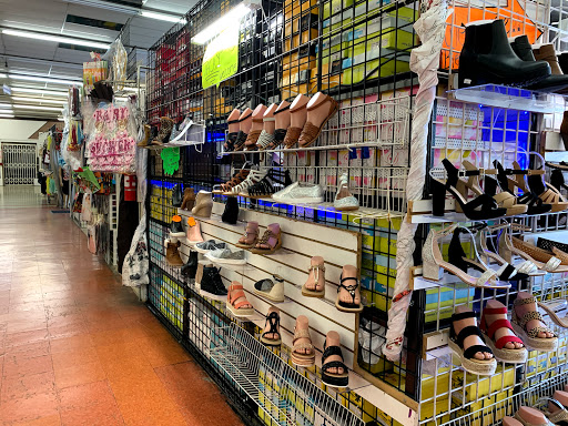 Discount Store «Rialto Discount Mall», reviews and photos, 463 E Foothill Blvd, Rialto, CA 92376, USA