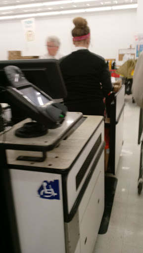 Grocery Store «Fareway Grocery», reviews and photos, 100 Euclid Ave #31, Des Moines, IA 50313, USA