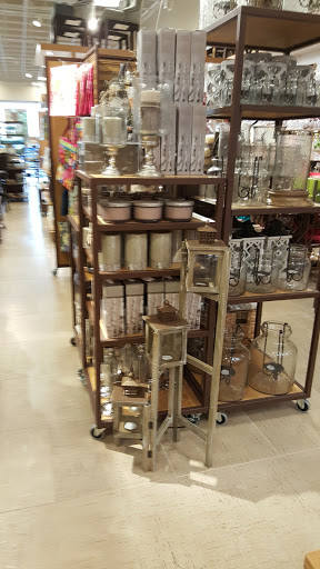 Home Goods Store «Pier 1 Imports», reviews and photos, 233 Creekside Crossing, New Braunfels, TX 78130, USA