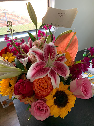 Wholesale Florist «Divine Floral & Gifts», reviews and photos, 1626 W Randol Mill Rd, Arlington, TX 76012, USA