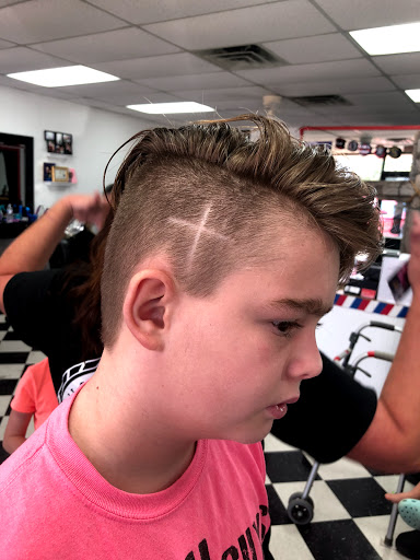 Barber Shop «Silver Spurs Barber Shop», reviews and photos, 282 E Ovilla Rd, Red Oak, TX 75154, USA