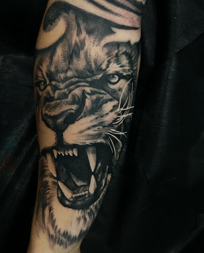 Explore knuckle tattoo cover up ideas, creative tattoo ideas in Denver, available at Ikonik Ink Tattoo