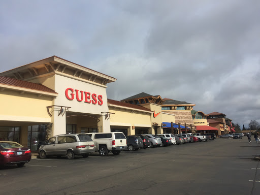 Shopping Mall «Woodburn Premium Outlets», reviews and photos, 1001 N Arney Rd, Woodburn, OR 97071, USA