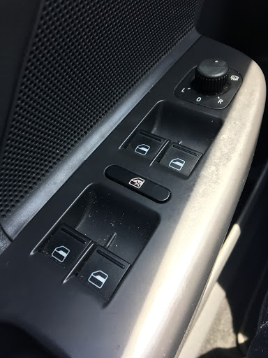 Car Wash «Mr. Clean Car Wash & Oil Change - Round Rock», reviews and photos, 2301 S Interstate 35, Round Rock, TX 78664, USA