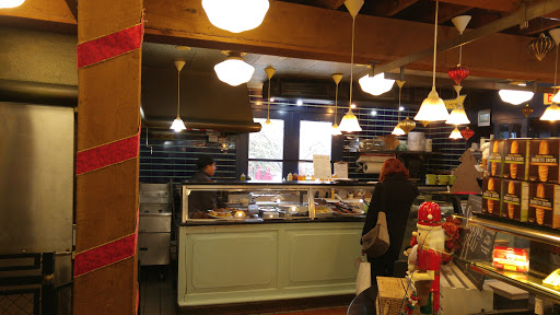 Market «Market Salamander», reviews and photos, 200 W Washington St, Middleburg, VA 20117, USA