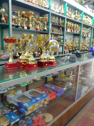 MERKUR Artículos Deportivos – Trofeos y Medallas importadas – Tienda de Deportes - Pelotas de Fútbol – Pelotas de Voley - Fitness – whatsapp 959-328177
