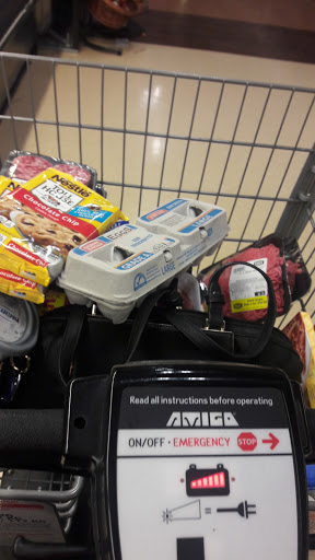 Supermarket «Giant Eagle Supermarket», reviews and photos, 420 E Waterfront Dr, Homestead, PA 15120, USA