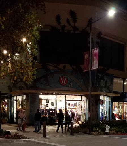 Sportswear Store «lululemon», reviews and photos, 1210 Broadway Plaza, Walnut Creek, CA 94596, USA