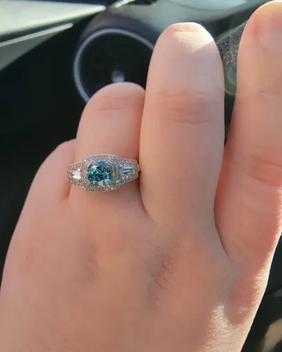 Jewelry Store «The Jewelry Exchange», reviews and photos, 501 E St Charles Rd, Villa Park, IL 60181, USA