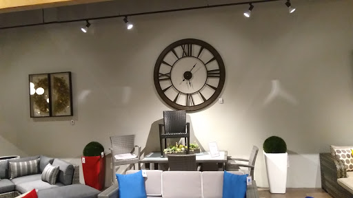 Furniture Store «El Dorado Furniture - Ft. Myers Boulevard», reviews and photos, 4429 S Cleveland Ave #120, Fort Myers, FL 33901, USA