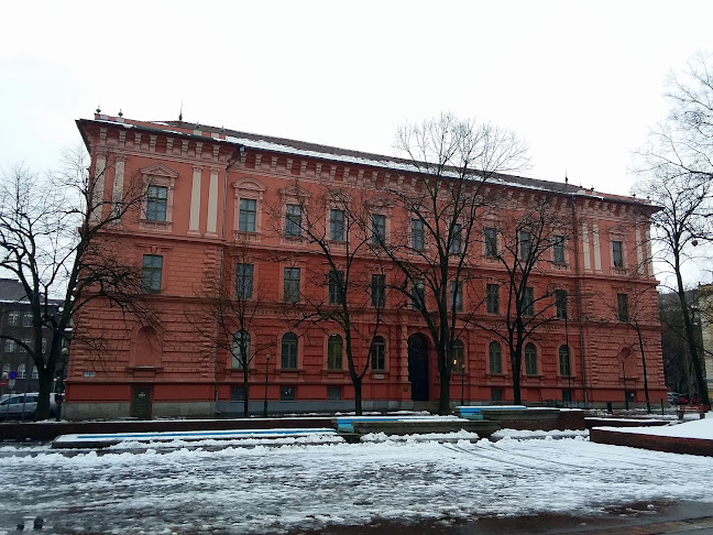 Opinii despre Tanulmányi Osztály SZTE TTIK în Szeged - Egyetem