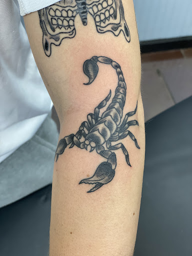 Find friends tattoo ideas female for your next unique tattoo in Rome at Eternal Expressions