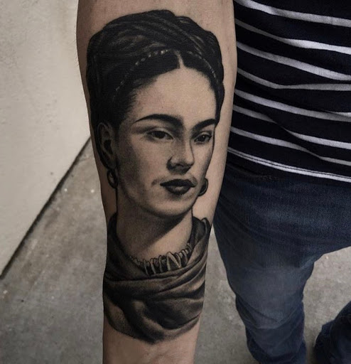 Tattoo Shop «Om Ink Gallery», reviews and photos, 1805 N 91st Ave, Phoenix, AZ 85037, USA