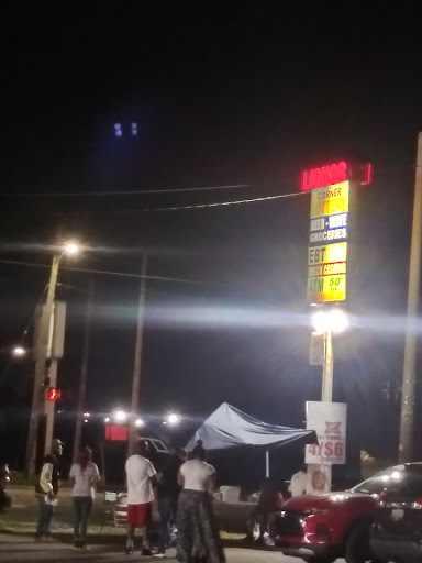 Liquor Store «Liquor Corner», reviews and photos, 3009 Saginaw St, Flint, MI 48505, USA